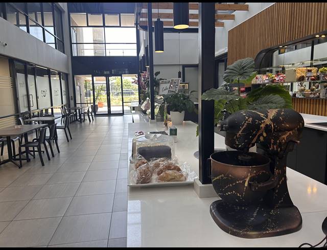 217M² OFFICE TO LET IN MENLYN